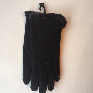 Black suede leather gloves sz L. Gloves fit like a sz M